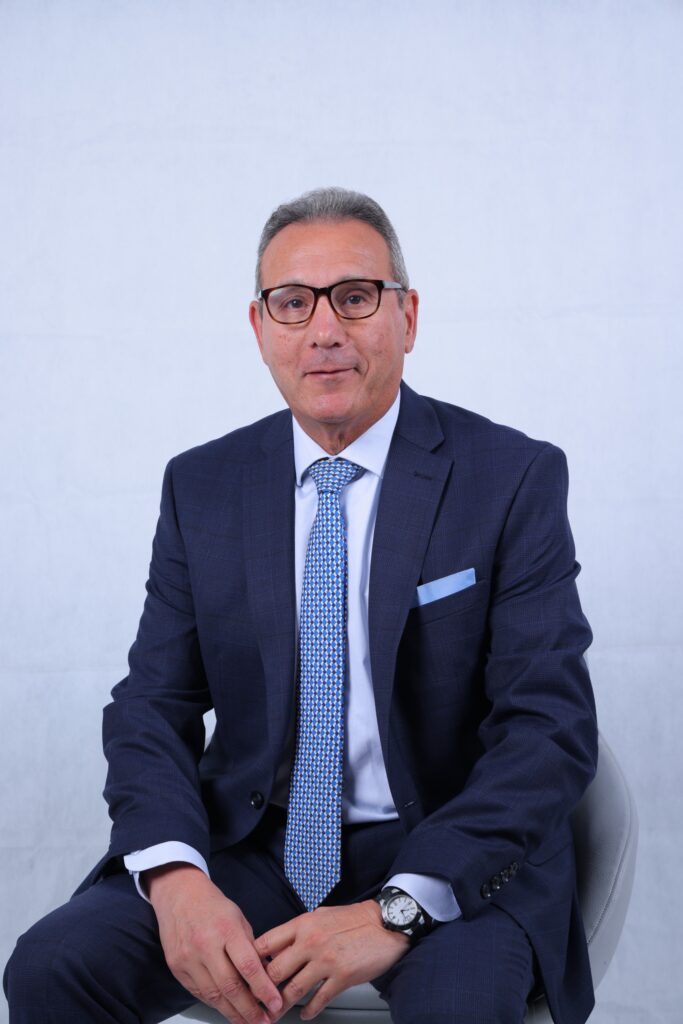 حققها البنك الأهلي المصري.. نتائج أعمال متميزة للائتمان المصرفي للشركات الكبرى والقروض المشتركة 2 IMG 20260824 WA0006 حققها البنك الأهلي المصري.. نتائج أعمال متميزة للائتمان المصرفي للشركات الكبرى والقروض المشتركة