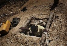 إحدي آبار التنقيب عن الذهب في احد مناجم السودان السودان: كارثة منجم الذهب في كردفان.. 83 قتيلاً ومفقودون تحت الأنقاض وجهود الإنقاذ تتواصل