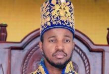 ملك اوغندي بعد دفن أصغر ملوك العالم.. أزمة الخلافة تدخل مرحلة جديدة وسط انقسام العائلة والعشيرة