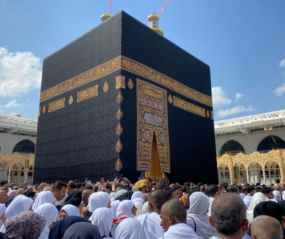 كل ما تريد معرفته عن الحج السياحي .. وزير السياحة يعتمد الضوابط والقواعد والإجراءات المنظمة لموسم 1448هـ 1 نسخة من البوم 20260902 122747 ٠٠٠٠ كل ما تريد معرفته عن الحج السياحي .. وزير السياحة يعتمد الضوابط والقواعد والإجراءات المنظمة لموسم 1448هـ