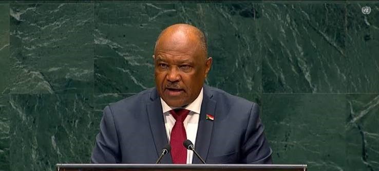 السودان يصعّد في الأمم المتحدة: واشنطن منعت تأشيرة البرهان.. والسلام يبدأ بوقف السلاح الأجنبي 1 وزير الخارجية السوداني السودان يصعّد في الأمم المتحدة: واشنطن منعت تأشيرة البرهان.. والسلام يبدأ بوقف السلاح الأجنبي