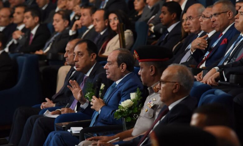 858403208 4620333381585185 2495353555432944640 n الرئيس السيسي خلال جلسة "أمن الوطن والمواطن" ضمن اليوم الثالث لأعمال منتدى مصر 2026: قوة مؤسسات الدولة وثقة الشعب أساس منع إسقاط الدول