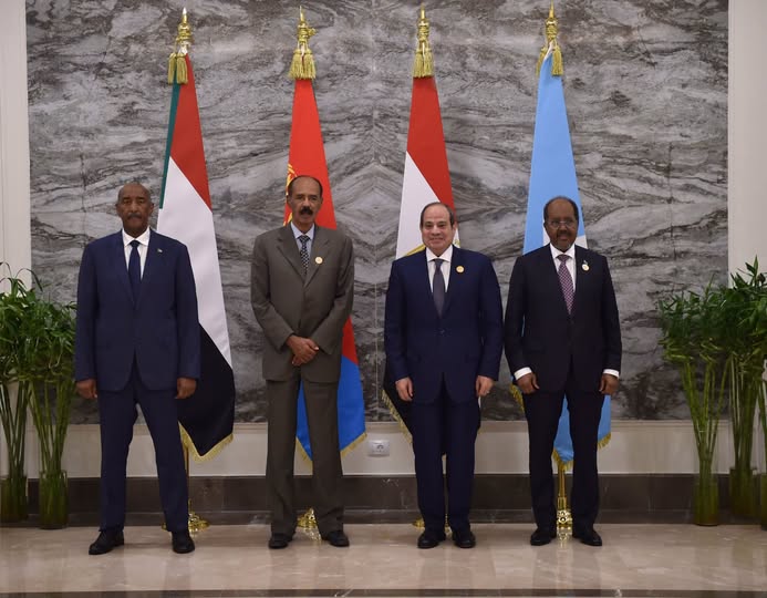 قادة مصر والسودان وإريتريا والصومال يؤكدون أهمية احترام القانون الدولي المنظم للأنهار الدولية العابرة للحدود 1 قمة رؤساء مصر والسودان وإريتريا والصومال قادة مصر والسودان وإريتريا والصومال يؤكدون أهمية احترام القانون الدولي المنظم للأنهار الدولية العابرة للحدود