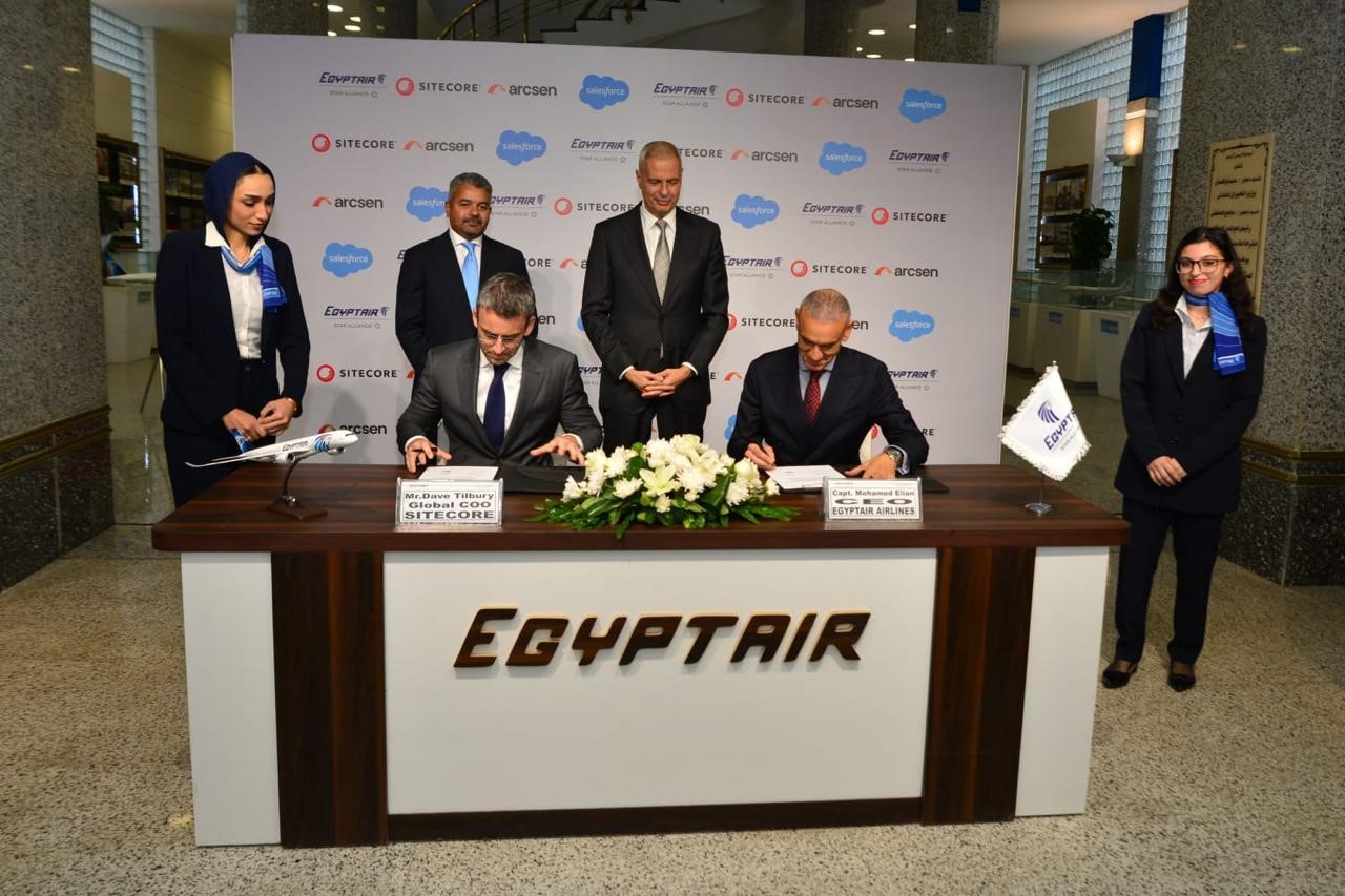 مصر للطيران 1 مصر للطيران تطلق مشروعًا متكاملًا للتحول الرقمي بالتعاون مع Arcsen وSalesforce وSITECORE